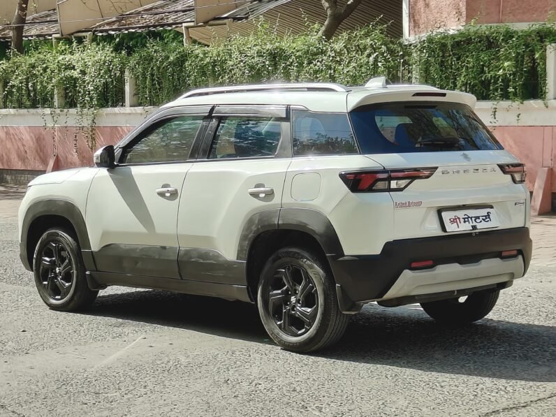 
								BREEZA ZXI 2023 MODEL PETROL full									