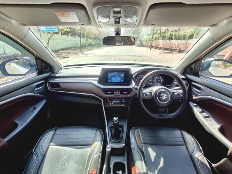 
								BREEZA ZXI 2023 MODEL PETROL full									