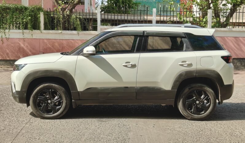 
								BREEZA ZXI 2023 MODEL PETROL full									