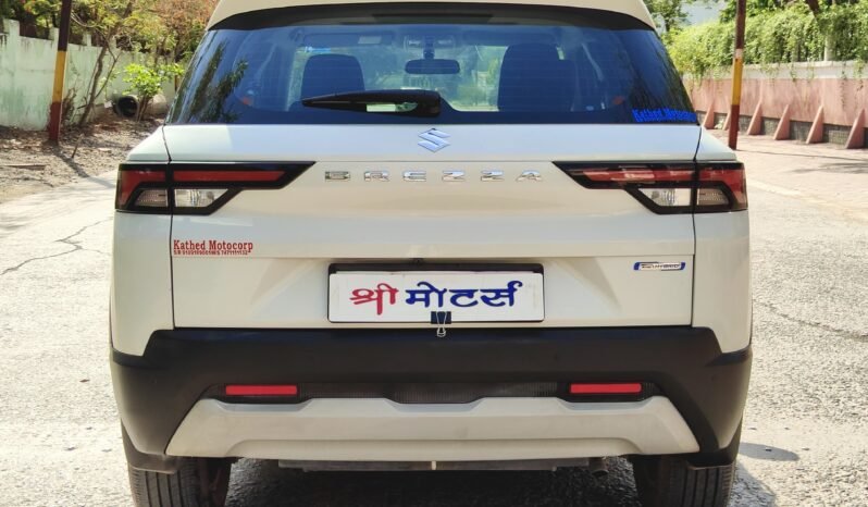 
								BREEZA ZXI 2023 MODEL PETROL full									