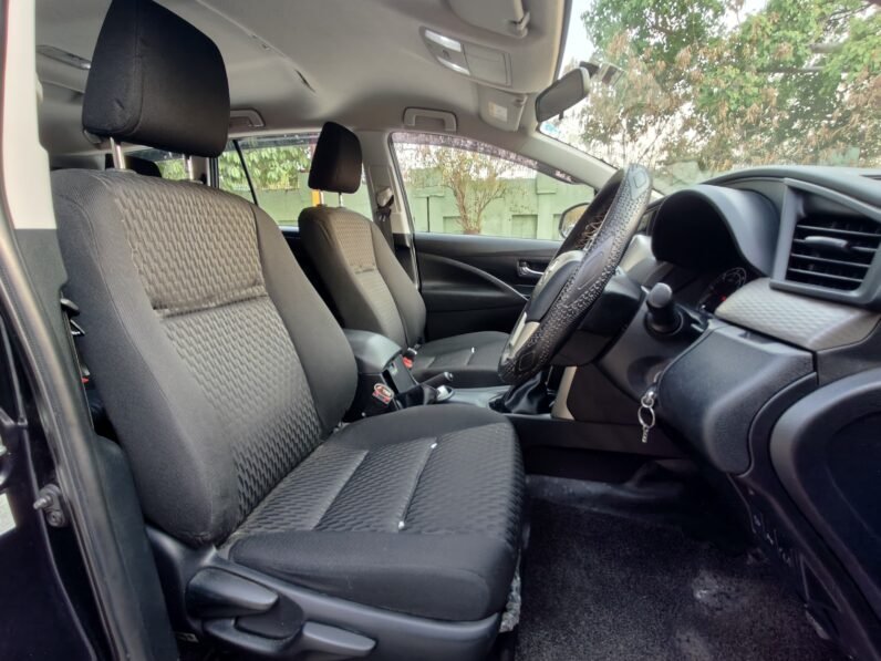 
								INNOVA GX 2021 MODEL DIESEL full									