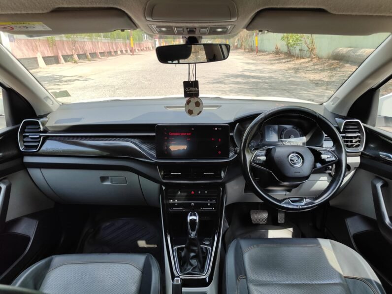 
								KUSHAQ STYLE 1.0 TSI AT 2021 MODEL PETROL full									
