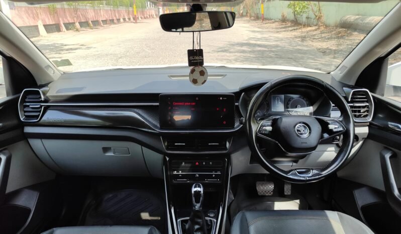 
								KUSHAQ STYLE 1.0 TSI AT 2021 MODEL PETROL full									