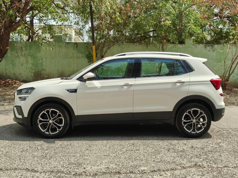 
								KUSHAQ STYLE 1.0 TSI AT 2021 MODEL PETROL full									