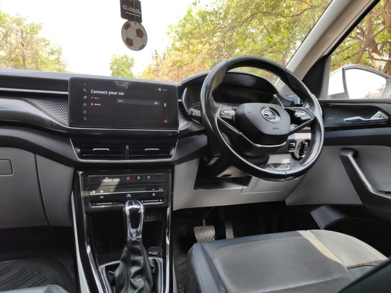 
								KUSHAQ STYLE 1.0 TSI AT 2021 MODEL PETROL full									