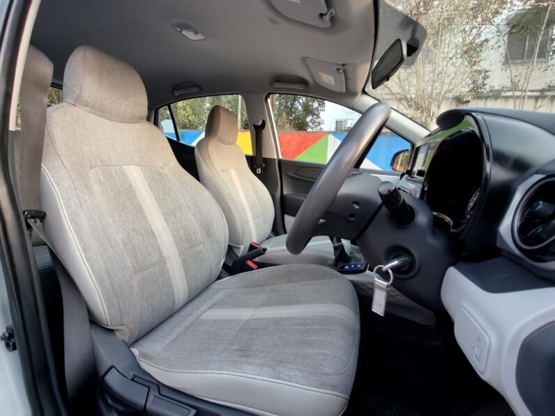 
								NIOS GRAND I10 SPORTZ AT 2020 MODEL PETROL full									