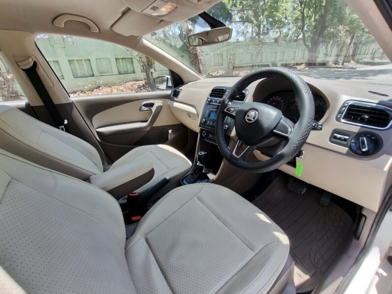 
								RAPID ELEGANCE DSG AT 2016 MODEL DIESEL full									