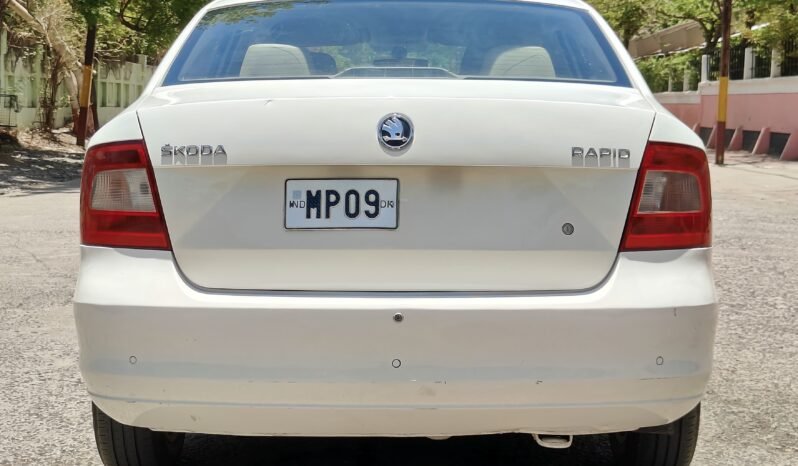 
								RAPID ELEGANCE DSG AT 2016 MODEL DIESEL full									