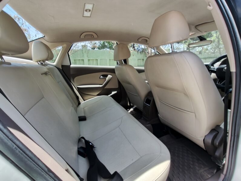 
								RAPID ELEGANCE DSG AT 2016 MODEL DIESEL full									