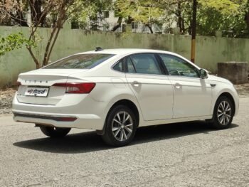 SLAVIA STYLE 1.5 2022 MODEL PETROL