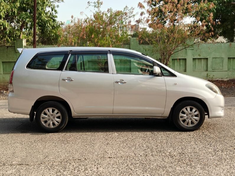 
								INNOVA GX 2011 MODEL DIESEL full									