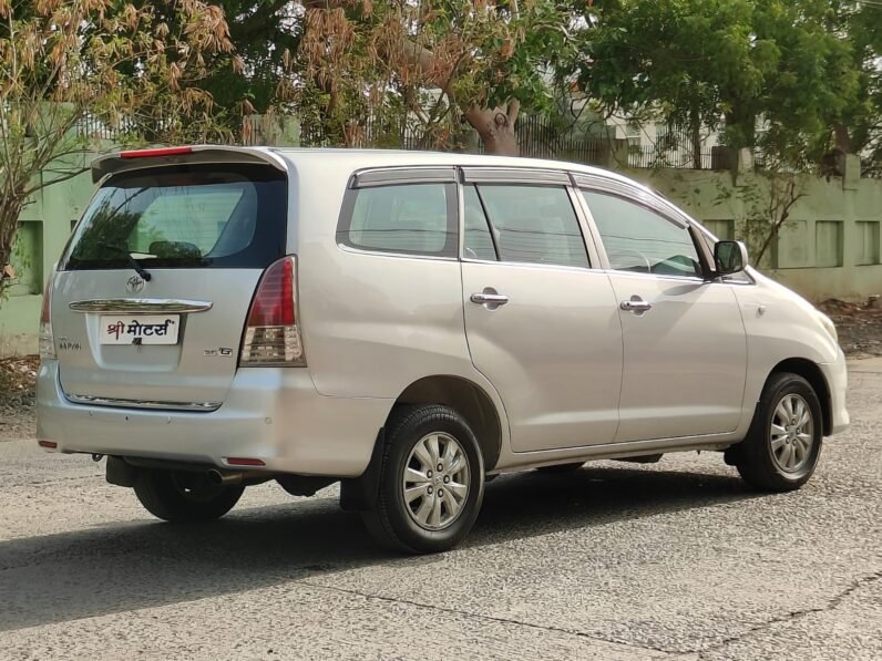 
								INNOVA GX 2011 MODEL DIESEL full									