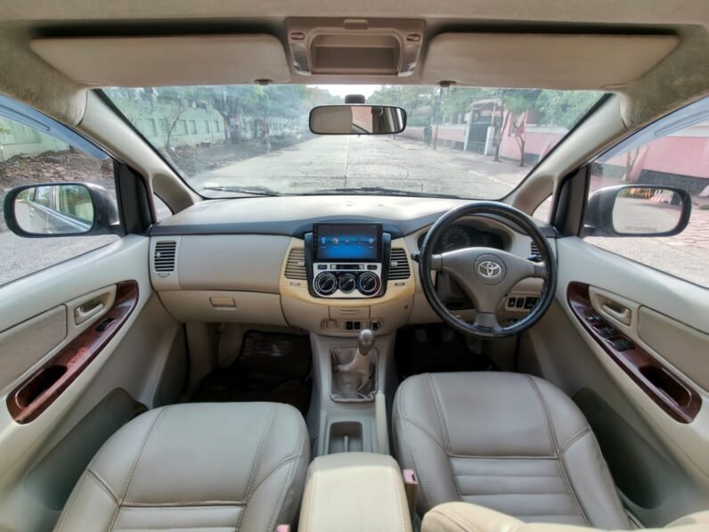 
								INNOVA GX 2011 MODEL DIESEL full									