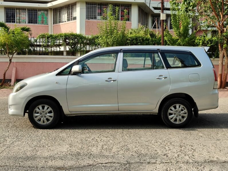 
								INNOVA GX 2011 MODEL DIESEL full									