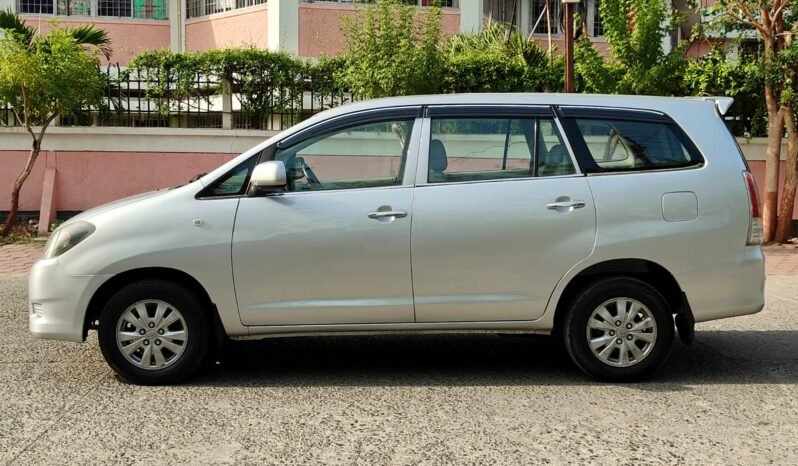 
								INNOVA GX 2011 MODEL DIESEL full									