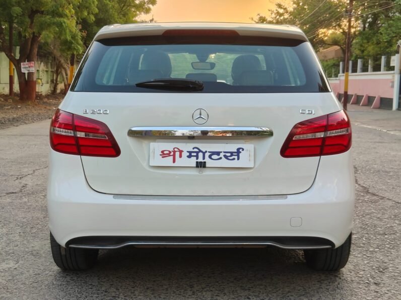 
								MERCEDES BENZ B200 CDI AT 2015 MODEL full									