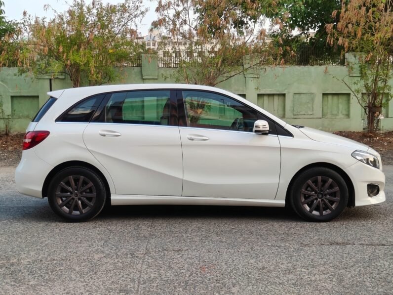 
								MERCEDES BENZ B200 CDI AT 2015 MODEL full									