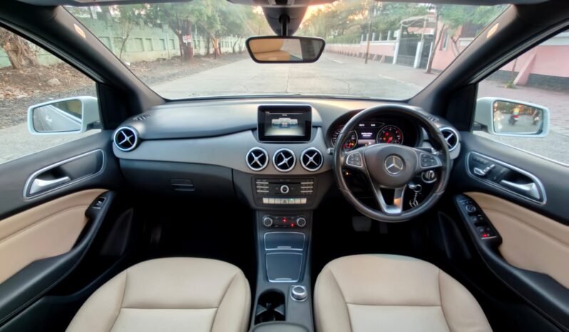 
								MERCEDES BENZ B200 CDI AT 2015 MODEL full									