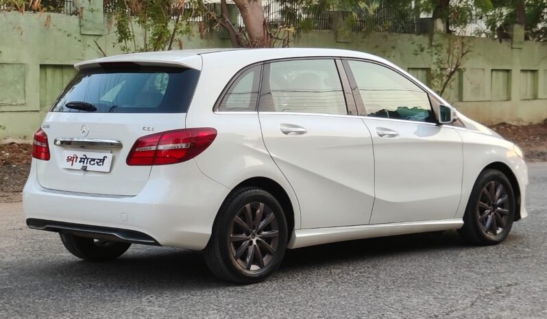 
								MERCEDES BENZ B200 CDI AT 2015 MODEL full									
