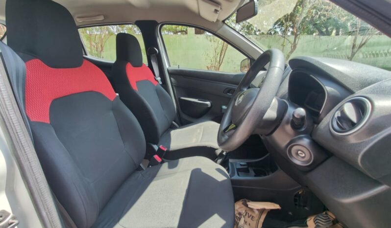 
								KWID RXL 2017 MODEL PETROL full									
