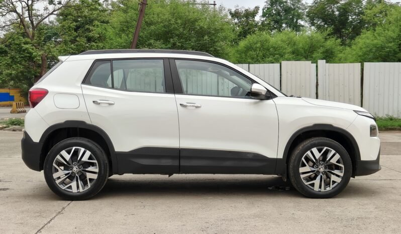 
								KYLAQ PRESTIGE 2025 MODEL PETROL full									