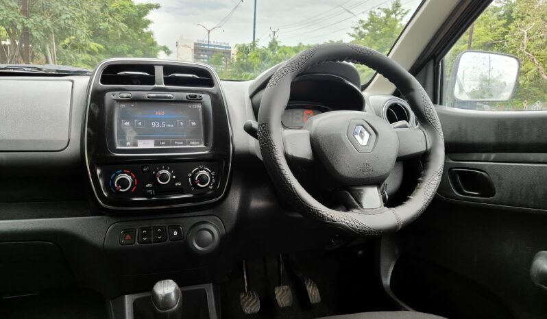 
								KWID RXT 2015 MODEL PETROL full									