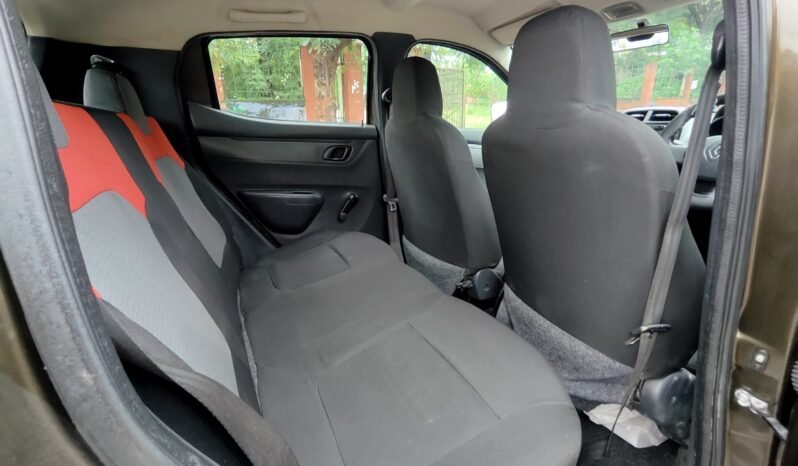 
								KWID RXT 2015 MODEL PETROL full									