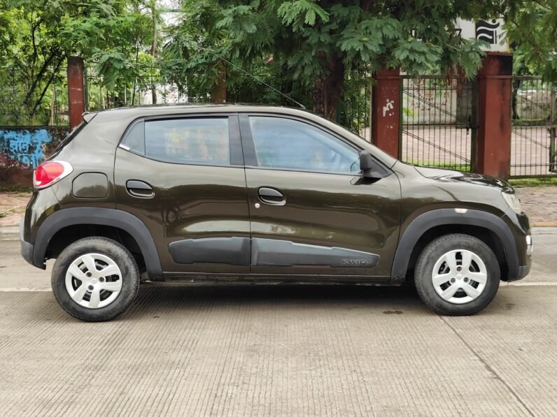
								KWID RXT 2015 MODEL PETROL full									