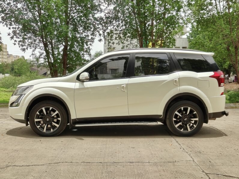 
								XUV500 W9 2018 MODEL DIESEL full									