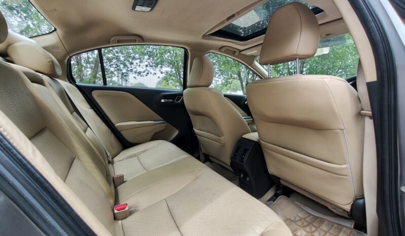 
								HONDA CITY ZX CVT AT 2018 MODEL PETROL full									