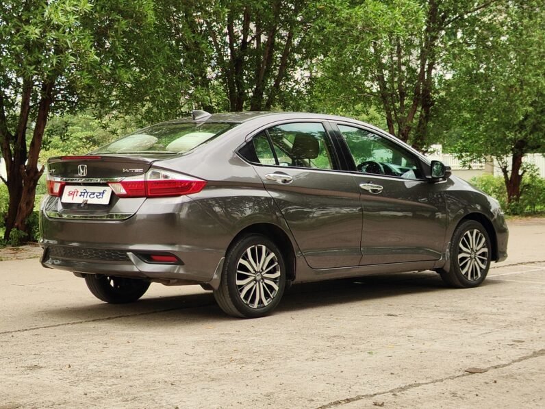 
								HONDA CITY ZX CVT AT 2018 MODEL PETROL full									