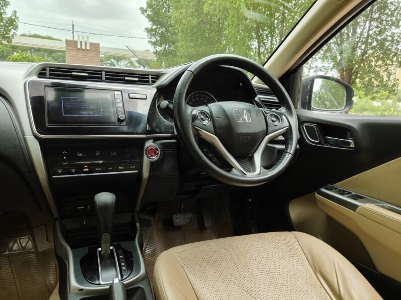 
								HONDA CITY ZX CVT AT 2018 MODEL PETROL full									