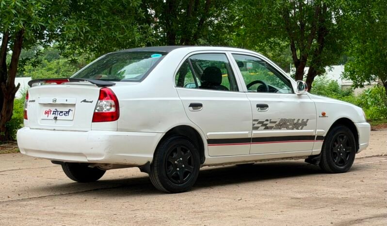
								ACCENT EXECUTIVE 2010 MODEL PETROL full									
