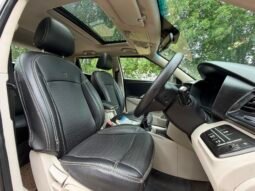 XUV300 W8 (O) 2019 MODEL DIESEL