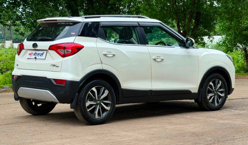 
								XUV300 W8 (O) 2019 MODEL DIESEL full									