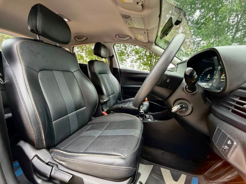 
								I20 SPORTZ IMT 2021 MODEL PETROL full									