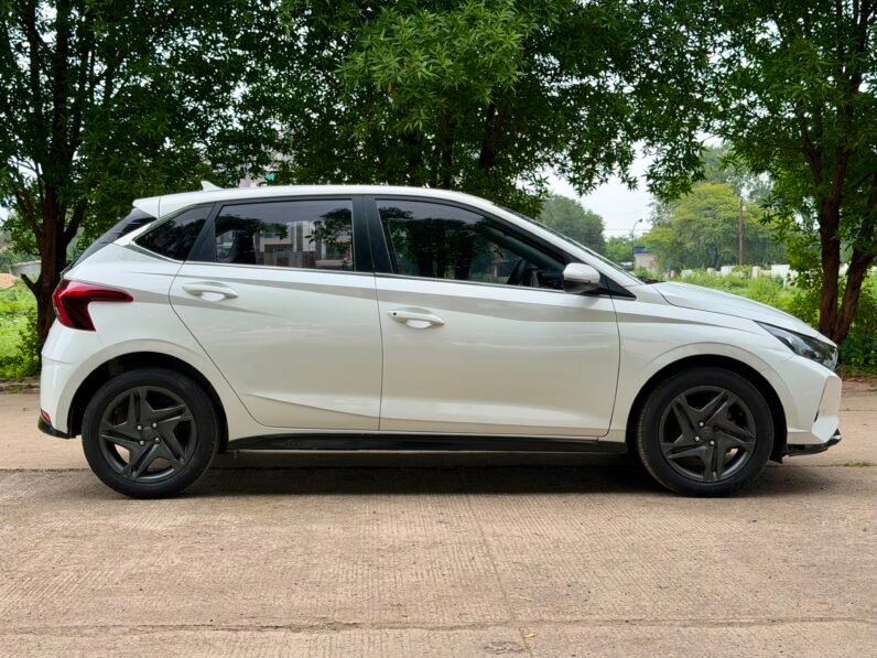 
								I20 SPORTZ IMT 2021 MODEL PETROL full									