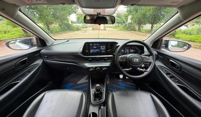 
								I20 SPORTZ IMT 2021 MODEL PETROL full									
