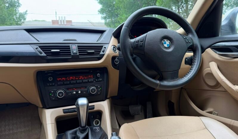 
								BMW X1 SPORT LINE AT 2011 MODEL DIESEL full									
