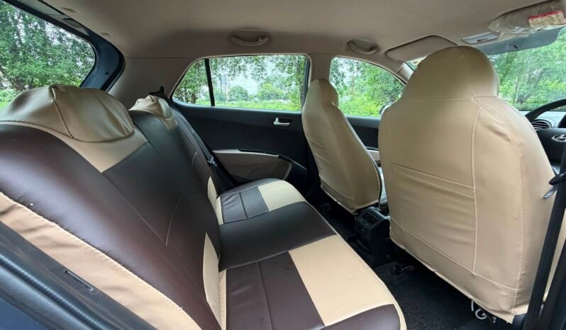 
								GRAND I10 SPORTZ 2015 MODEL PETROL full									