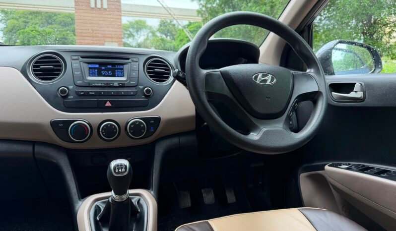 
								GRAND I10 SPORTZ 2015 MODEL PETROL full									